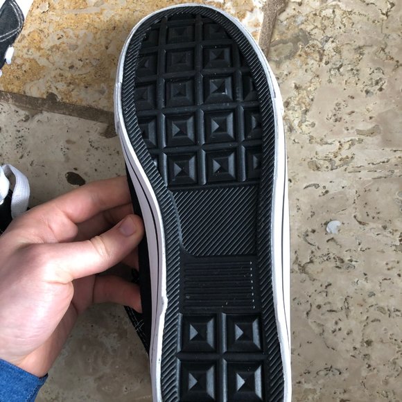 Canvas Sneakers in Womens Size 9 - Picture 7 of 8